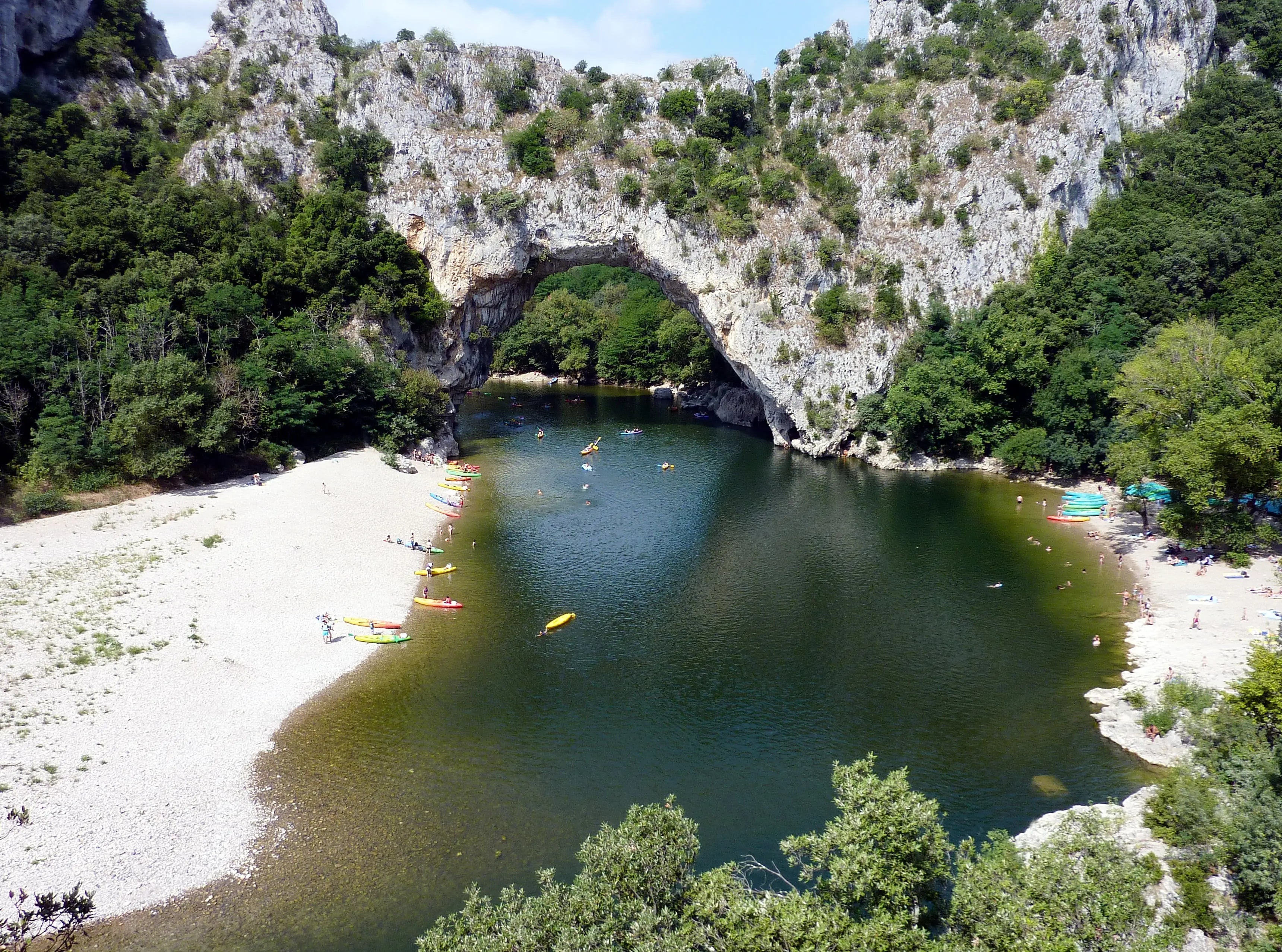 Photographie du Pont d'Arc à Vallon en Ardèche.